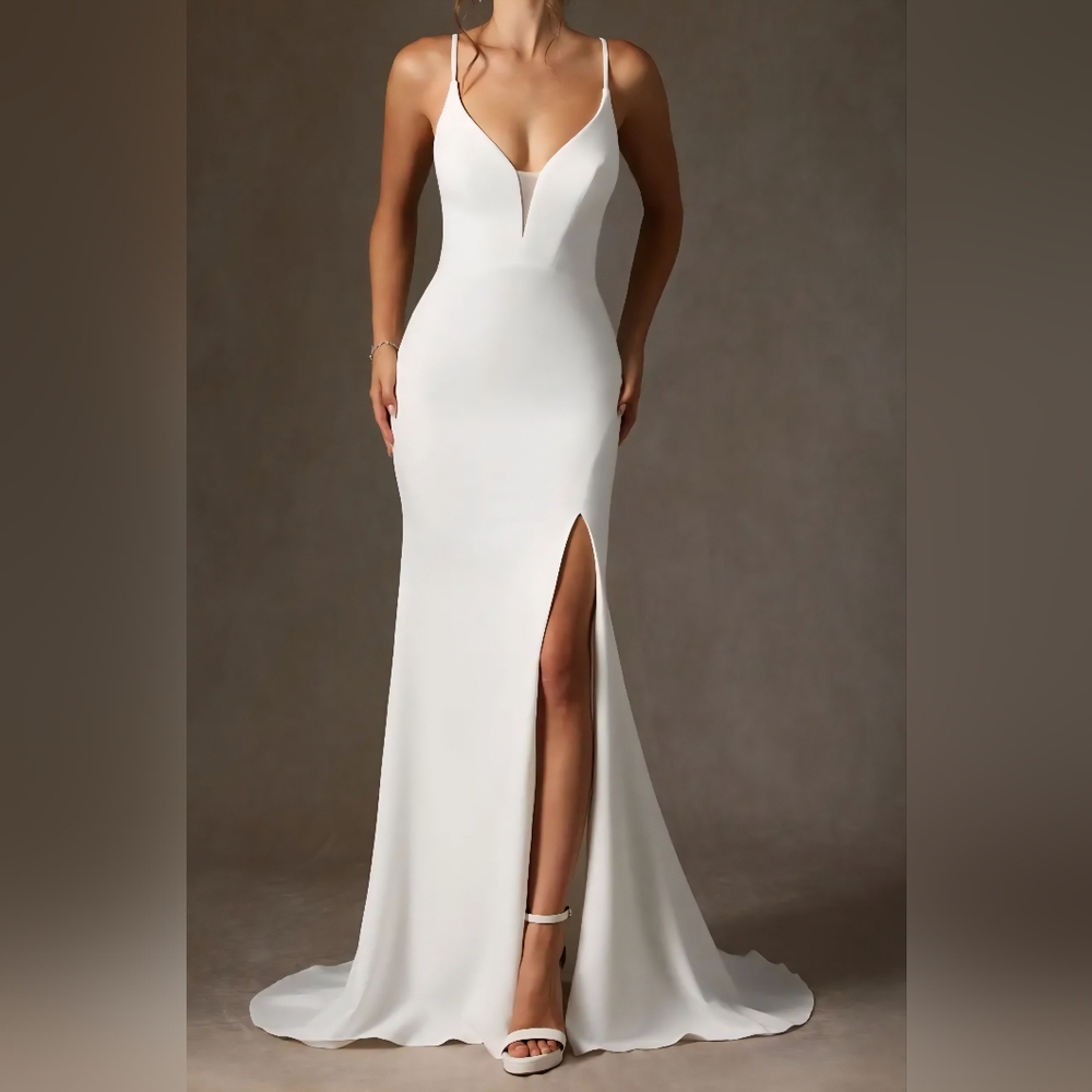 Azazie Iden Diamond White WD6 Wedding Gown